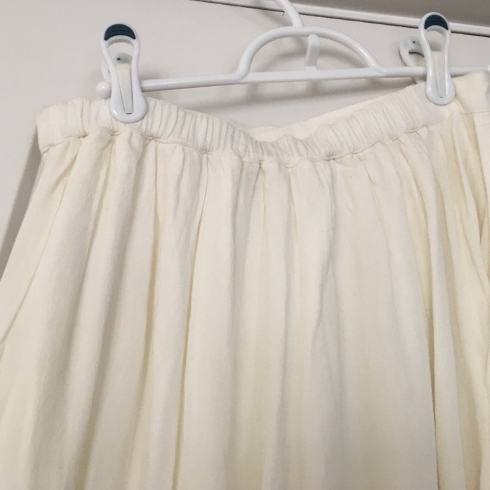 COPY - White Hinge Midi Skirt Size S - Picture 8 of 14